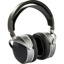 Audeze LCD-S20
  closed back headphone 
